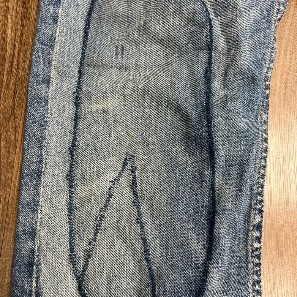 Levi's 512 Slim Taper Women's Denim Jeans Grunge Distressed‎ Sashiko Embroidered
